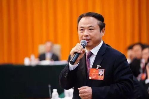 發(fā)展智慧型儲能電站 助力實現(xiàn)“碳達峰、碳中和”——訪全國人大代表、天能控股集團董事長張?zhí)烊? /></a></div>
				<div   id=