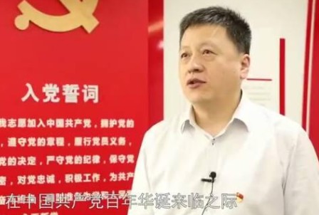 周群任中國電氣裝備集團(tuán)有限公司黨委副書記、董事，提名為中國電氣裝備集團(tuán)有限公司總經(jīng)理人選