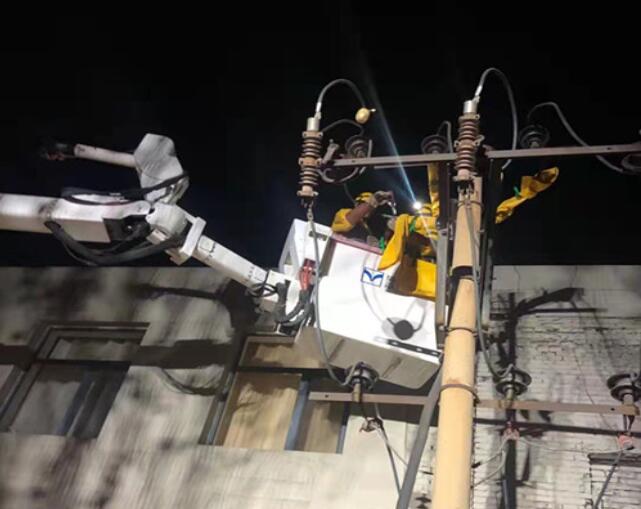 烏海電業(yè)局配電帶電作業(yè)處：11、7、23