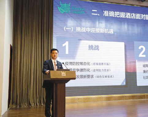 全身心投入，服務保障有溫度——記國家電網(wǎng)公司特等勞模楊艷勇