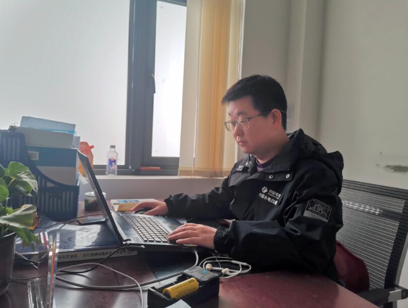 劉凡武：砥礪深耕志未泯，不負(fù)山河不負(fù)卿