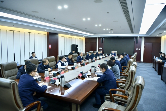王斌與南昌市委常委、高新區(qū)黨工委書記王萬征會談
