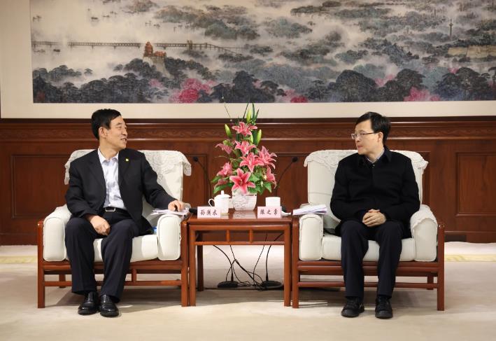 中國(guó)能建黨委副書記、總經(jīng)理孫洪水與南京市市長(zhǎng)陳之常會(huì)談
