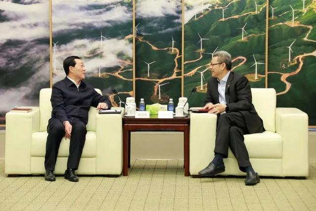 國(guó)家電投黨組書記、董事長(zhǎng)錢智民會(huì)見遼寧省朝陽(yáng)市市長(zhǎng)謝衛(wèi)東