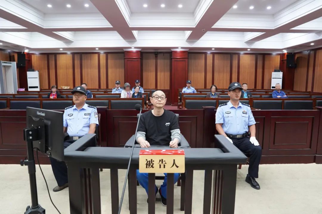 貴州電網(wǎng)有限責任公司原黨委委員、工會主席張帆受賄案一審宣判