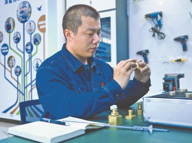 何龍：扎根北疆9年，他找到了自己的位置