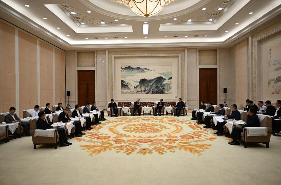三峽集團(tuán)董事長(zhǎng)、黨組書雷鳴山拜會(huì)江蘇省委書記信長(zhǎng)星、 省長(zhǎng)許昆林