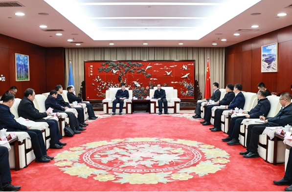 江毅會(huì)見內(nèi)蒙古自治區(qū)黨委常委、常務(wù)副主席黃志強(qiáng)