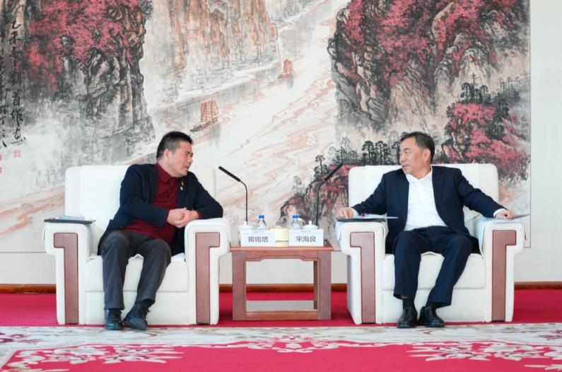 宋海良與“三新”聯(lián)盟成員遠(yuǎn)東控股集團(tuán)創(chuàng)始人、董事局主席蔣錫培會(huì)談