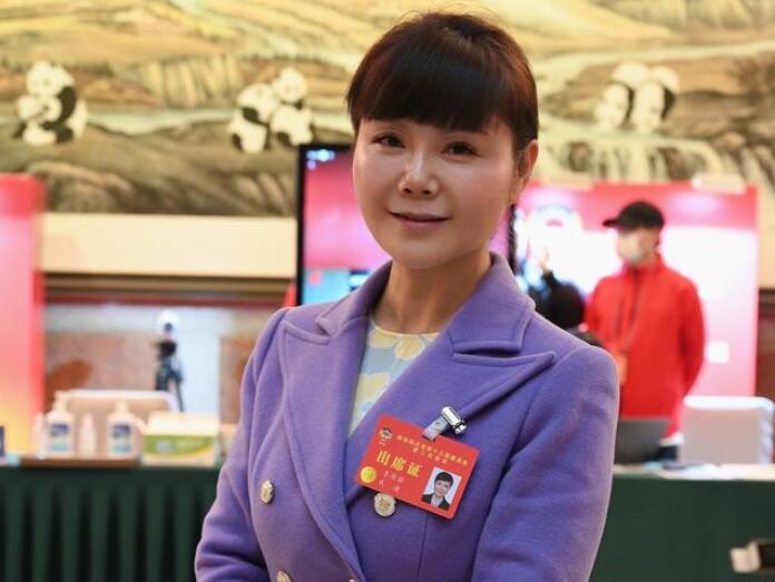四川省政協(xié)委員李佳蔚：四川要優(yōu)化碳產(chǎn)品、參與碳交易，不斷完善碳設(shè)施