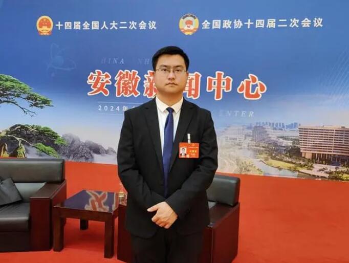 全國人大代表、國軒高科姚金?。簶?biāo)準(zhǔn)、技術(shù)、產(chǎn)業(yè)鏈多管齊下，推動電化學(xué)儲能產(chǎn)業(yè)高質(zhì)量發(fā)展