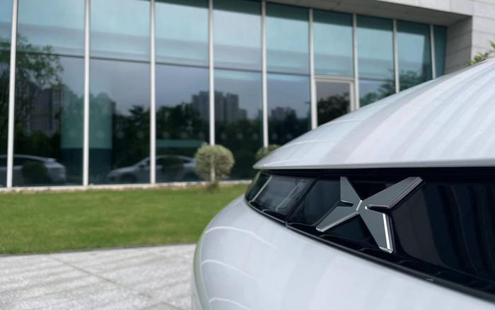 小鵬汽車去年凈虧損擴大至103億，4月將發(fā)全新品牌