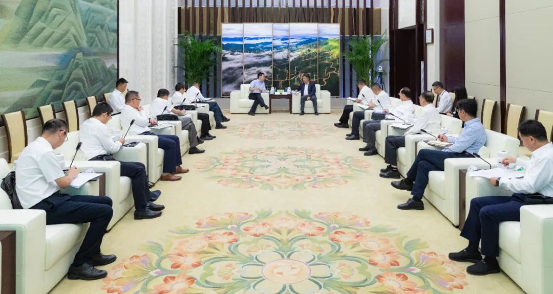 國(guó)家電投黨組書記、董事長(zhǎng)劉明勝會(huì)見上海電氣黨委書記、董事長(zhǎng)吳磊