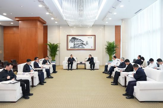 華能集團(tuán)總經(jīng)理、黨組副書記張文峰會(huì)見甘肅省副省長王鈞