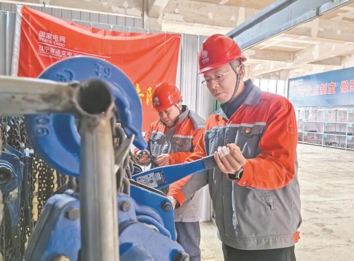 李俊鵬：走南闖北建電網，施工細節(jié)見真章