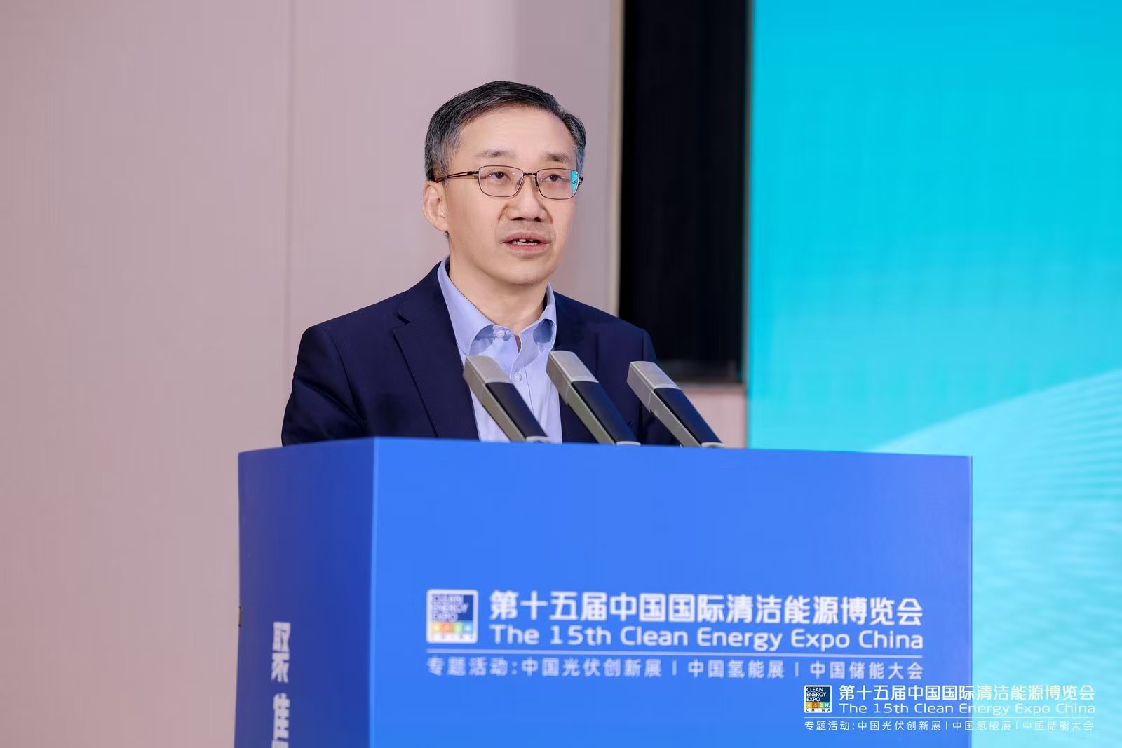 中電聯(lián)副秘書長劉永東：我國清潔能源發(fā)展迅猛，新型電力系統(tǒng)正加速構(gòu)建